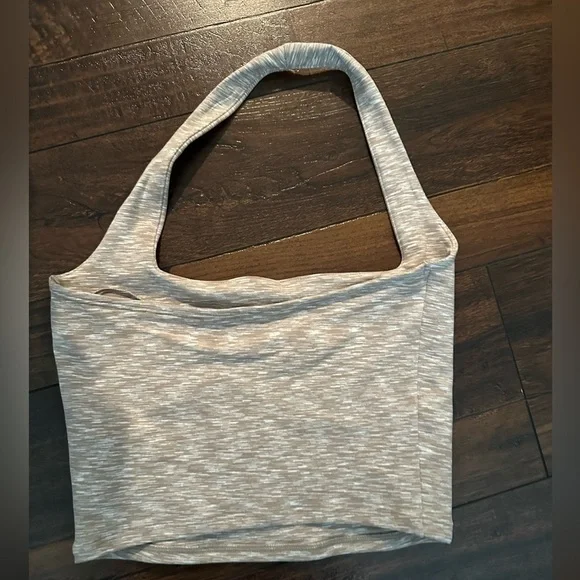 Abercrombie Crop Halter - Picture 4 of 7